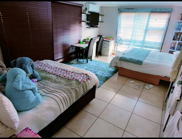 3 BEDROOM COMPLEX FOR SALE IN RANGE VIEW